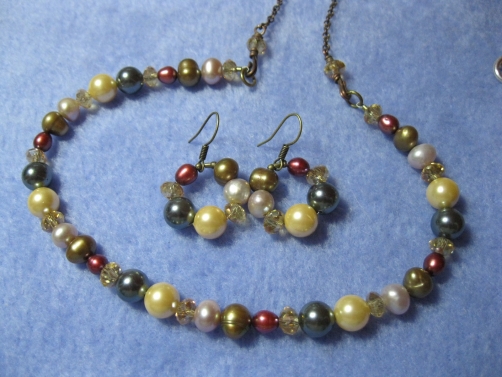 Colorful Pearls and Faceted Glass