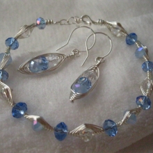 Faceted Glass Crystals with Herringbone Weave img_1575.jpg